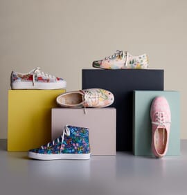 Pin by Amazing Wholesale Co.Ltd on Sneakers and bag sets